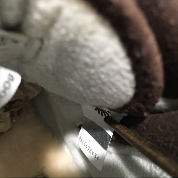 UGG TURLOCK WATERPROOF SNOW BOOTS WALNUT BROWN LEATHER -BIG KIDS US 6 -NEW - Picture 8 of 10